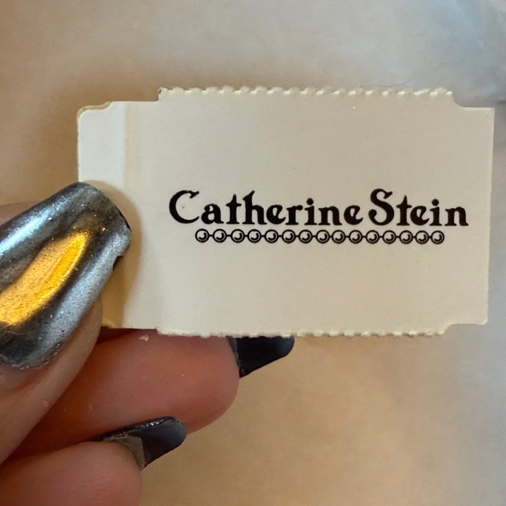 Elegant Pearl Cluster Necklace - NWT - Picture 3 of 5